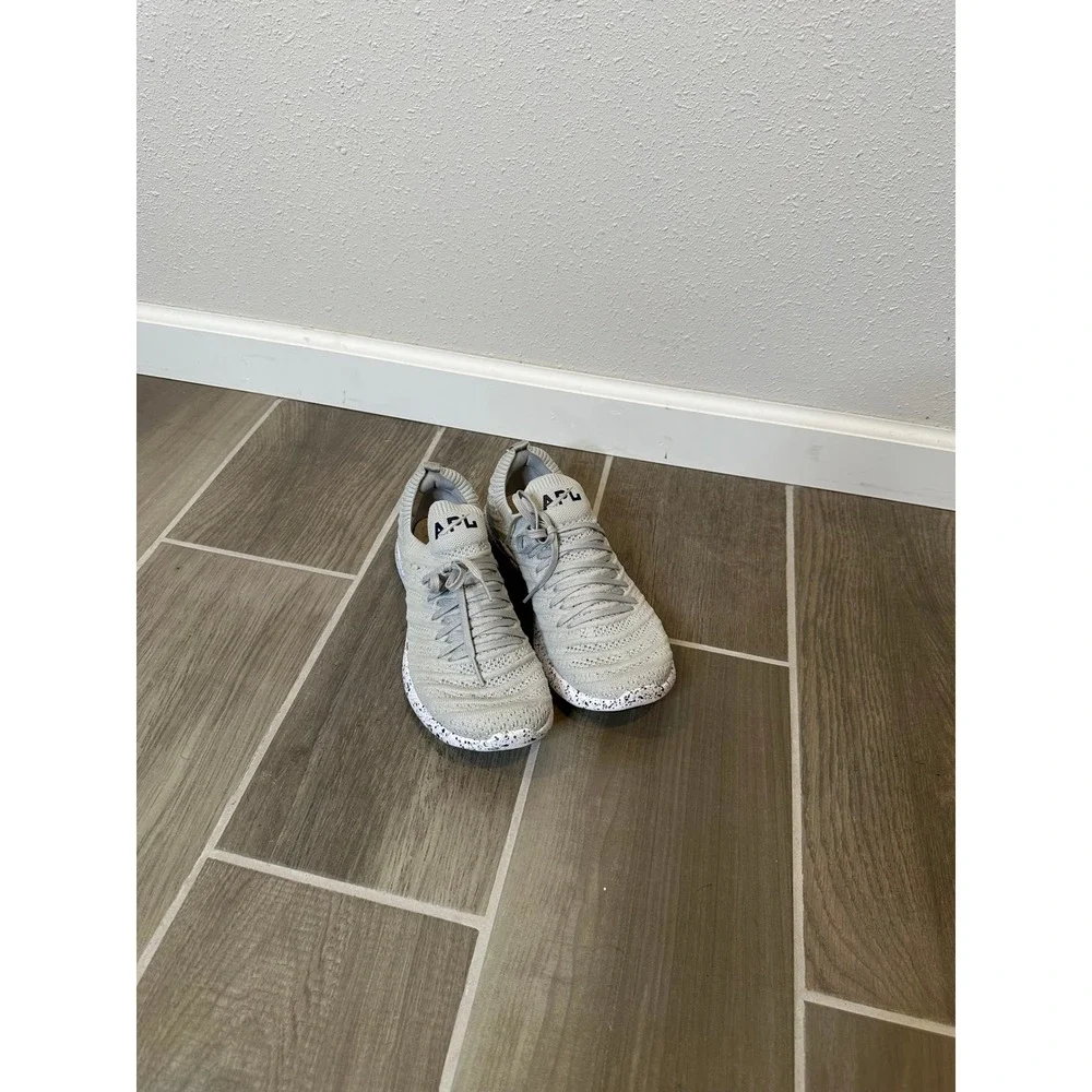 APL TechLoom Wave Womens Running‎ Shoes Grey Speckled 8.5 120140